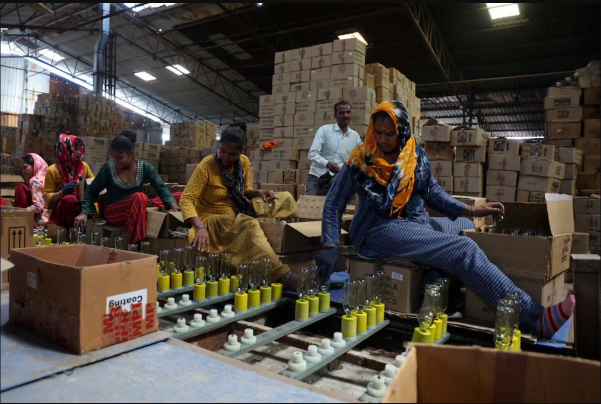 အီရန်စစ်ပွဲကြောင့် အိန္ဒိယ၏ ဖန်ထည်လုပ်ငန်း ထိခိုက်