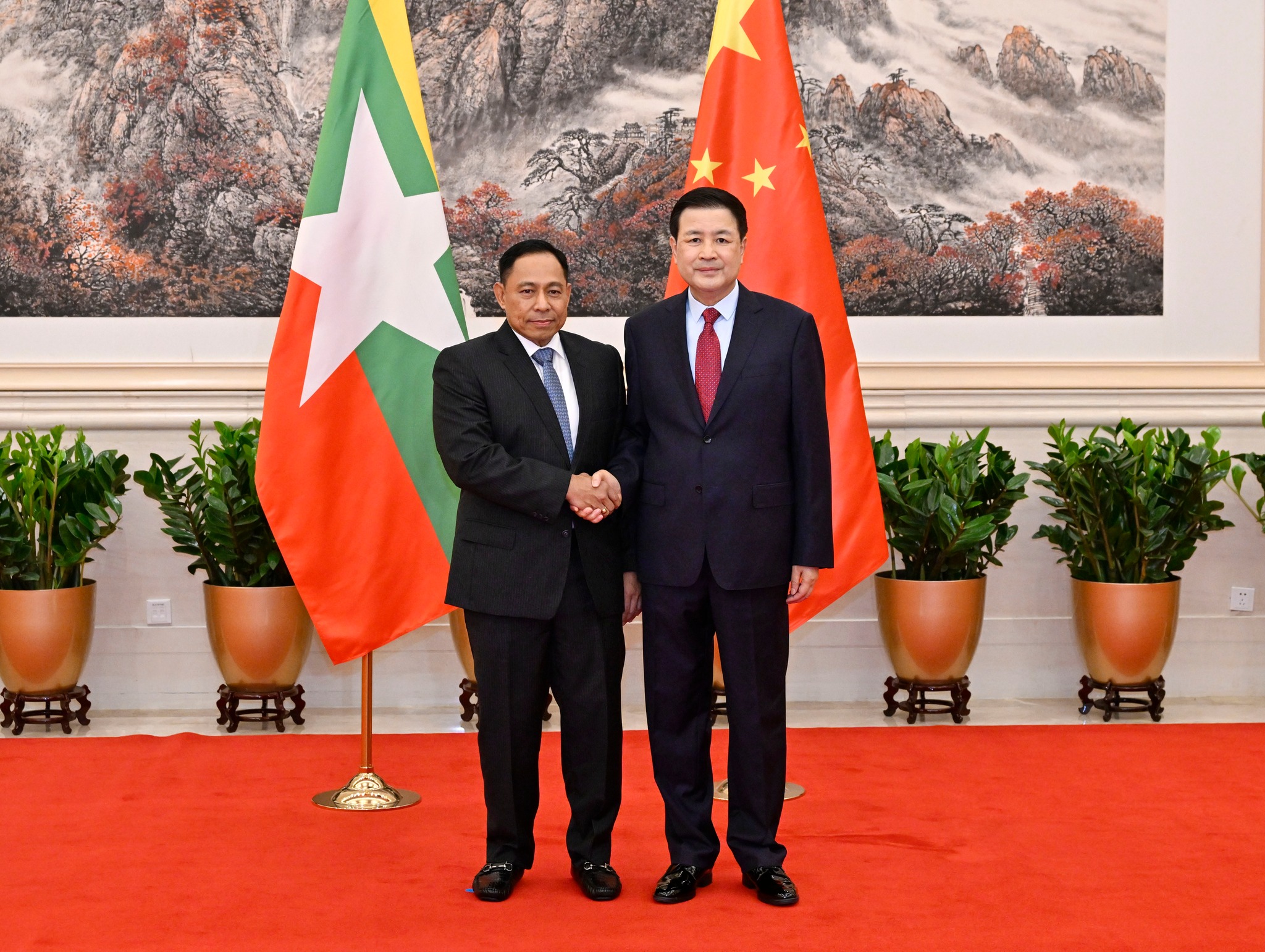 China discusses personnel and project security with Myanmar Minister for Home Affairs