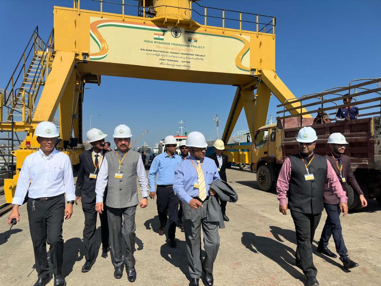 Indian ambassador goes and reviews Kaladan Project in Rakhine State