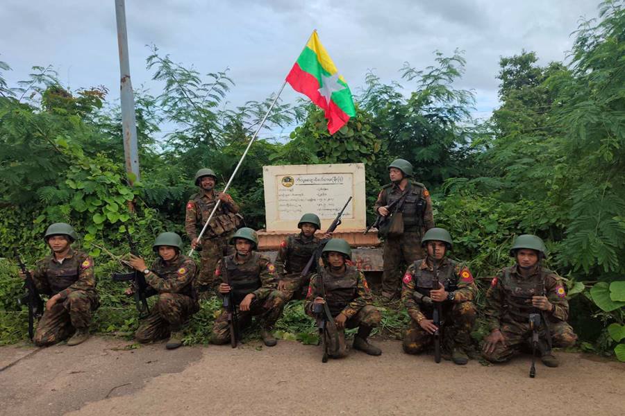 မိုးဗြဲမြို့ကို ပြန်ထိန်းချုပ်နိုင်ပြီဟု တပ်မတော် ထုတ်ပြန်