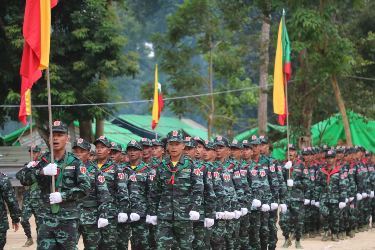 SNA တပ်မဟာ ၉၇၂ သင်တန်းဆင်းပွဲ ကျင်းပ