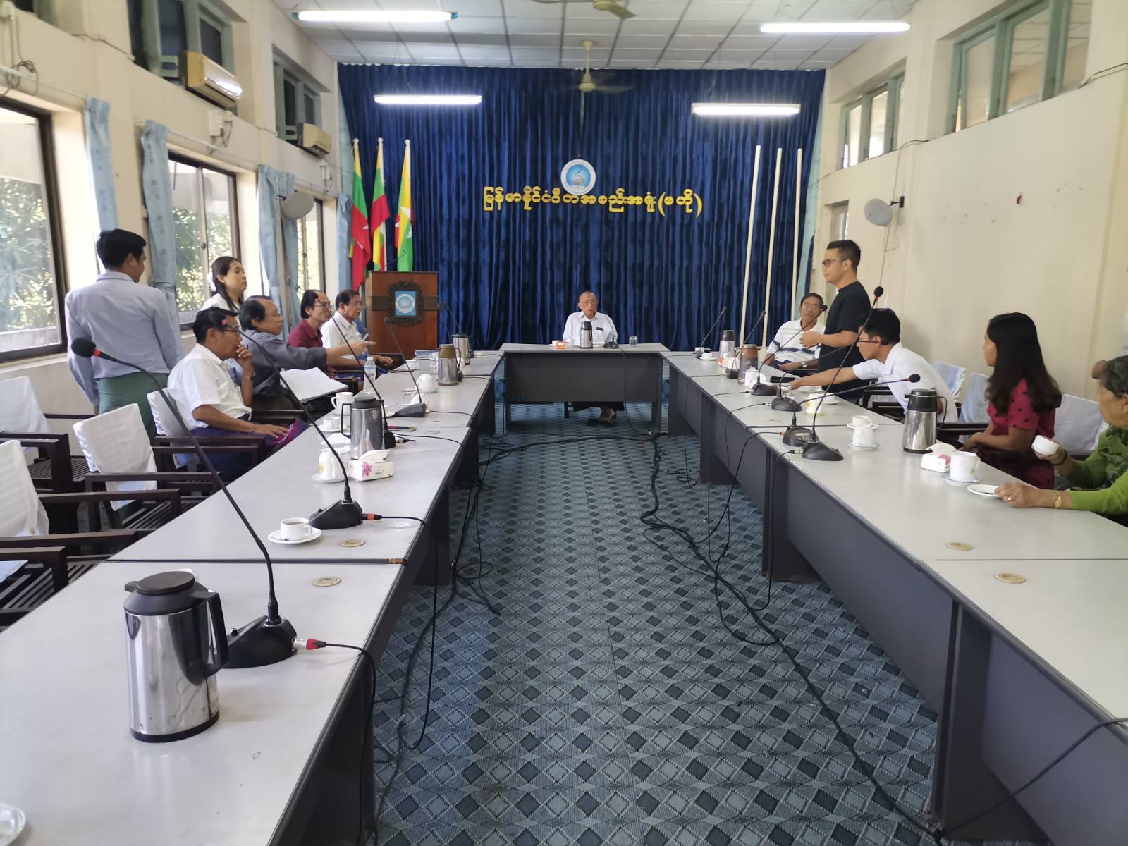 တေးသံရှင် အောင်ခန့်ပိုင်ကို ခံဝန် ကတိထိုးခိုင်း