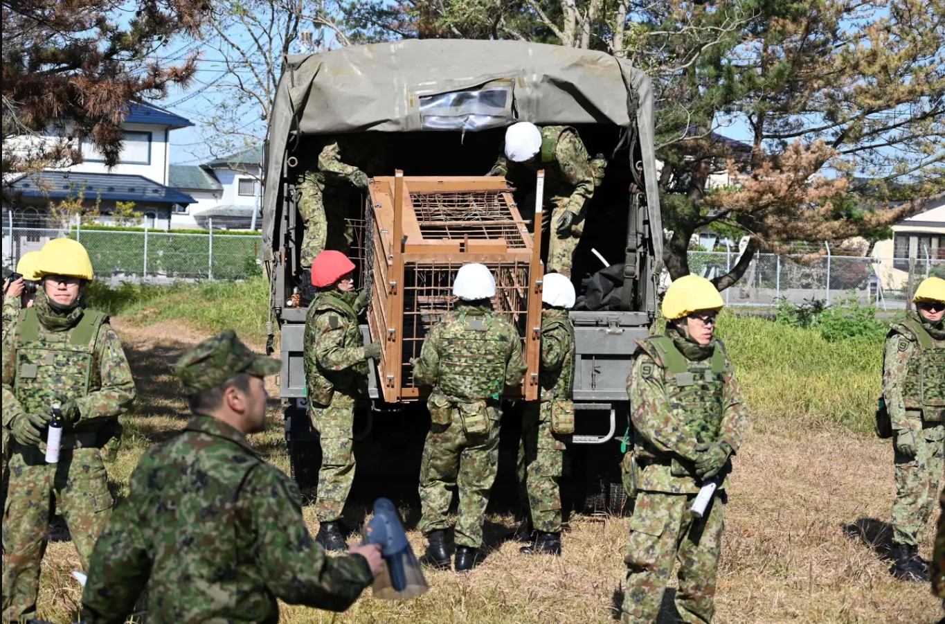 ဂျပန်တွင် ဝက်ဝံများ၏ရန်ကို ကာကွယ်ပေးရန် တပ်ဖြန့်ထား 