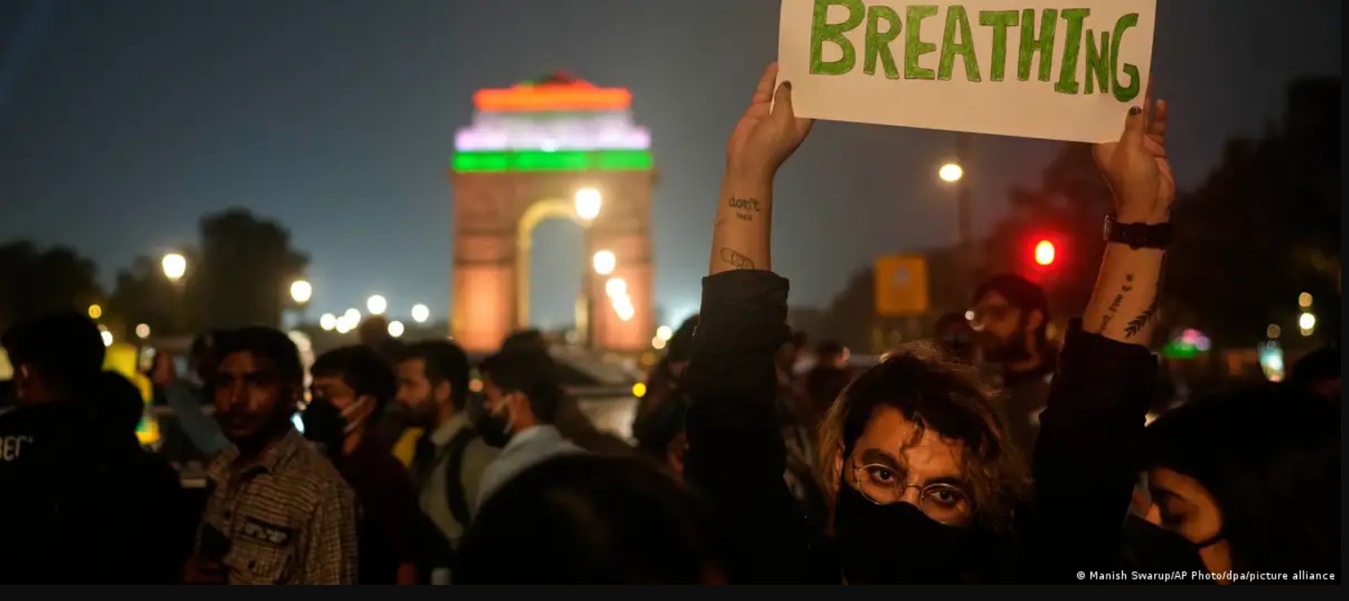 အိန္ဒိယတွင် လေထုညစ်ညမ်းမှုများကြောင့် ဆန္ဒပြမှုများဖြစ်ပွား