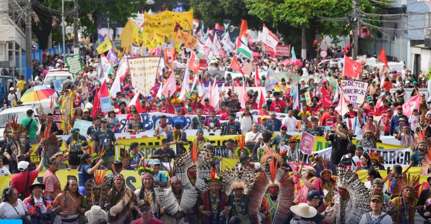 ဘရာဇီးလ်တွင် ကုလရာသီဥတု ညီလာခံကို လူထောင်ချီ ဆန္ဒပြ