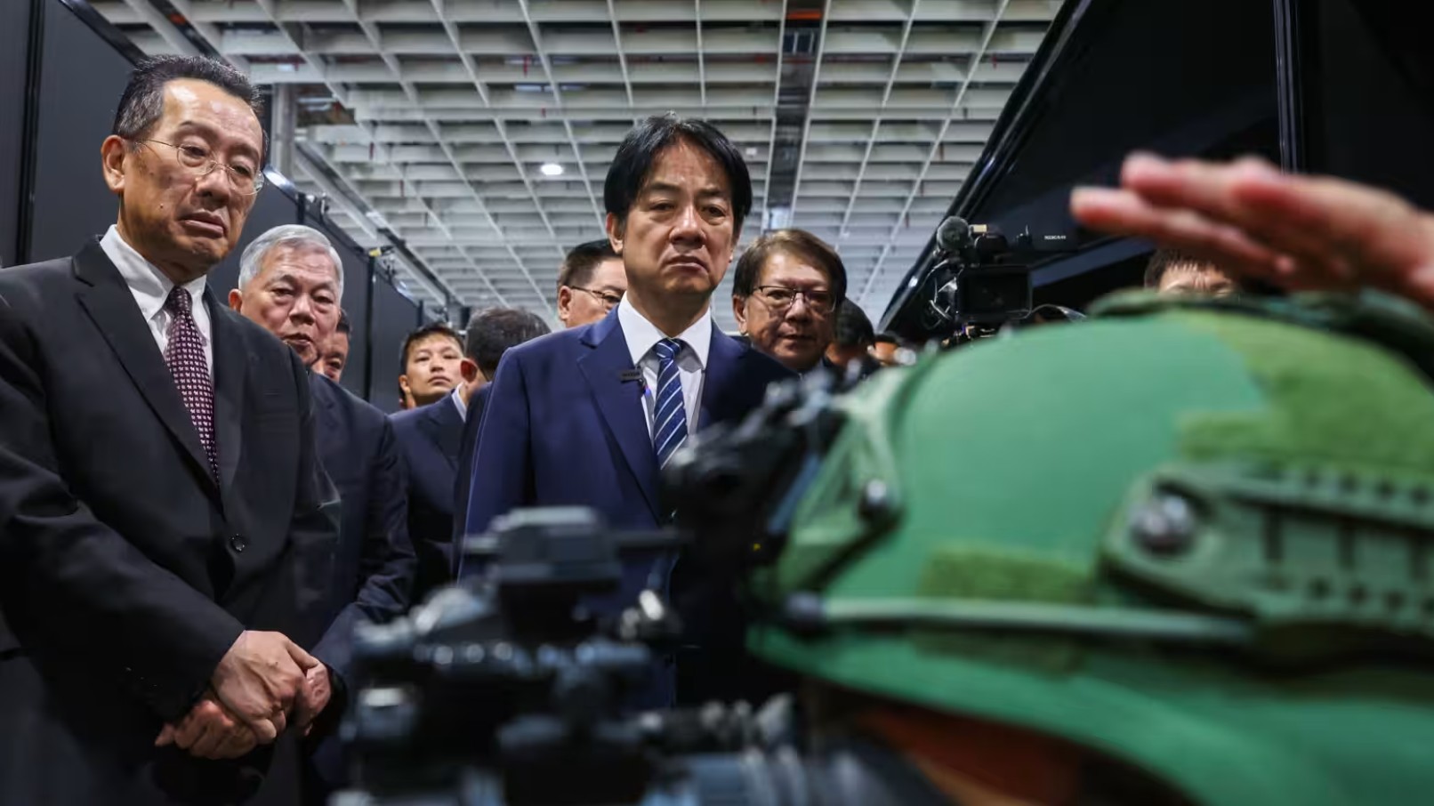 လိုင်က ထိုင်ဝမ်ကာကွယ်ရေး ဒေါ်လာ ၄၀ ဘီလျံသုံးမည်