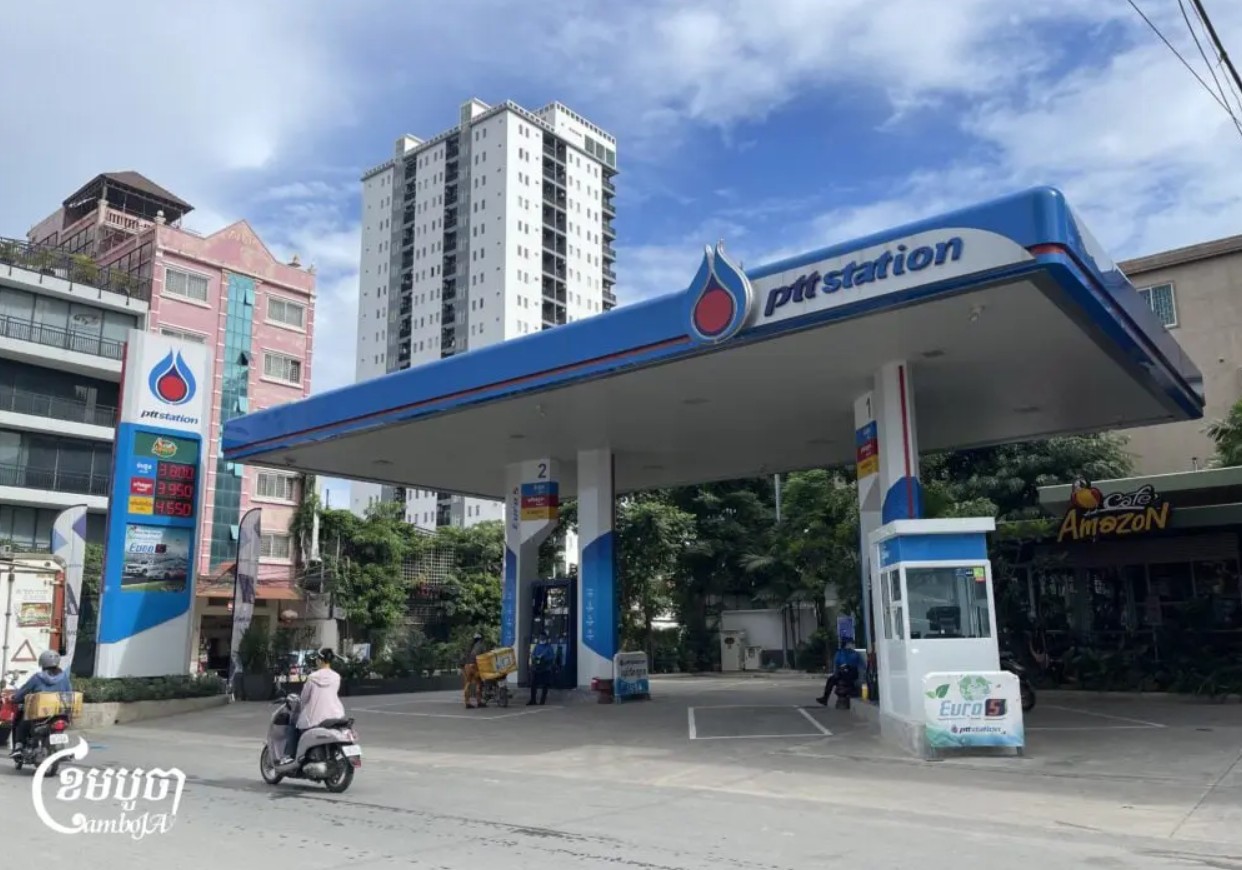 ထိုင်းက လာအိုနယ်စပ်ဂိတ်မှ လောင်စာ ပို့ဆောင်မှုကို ရပ်တန့်