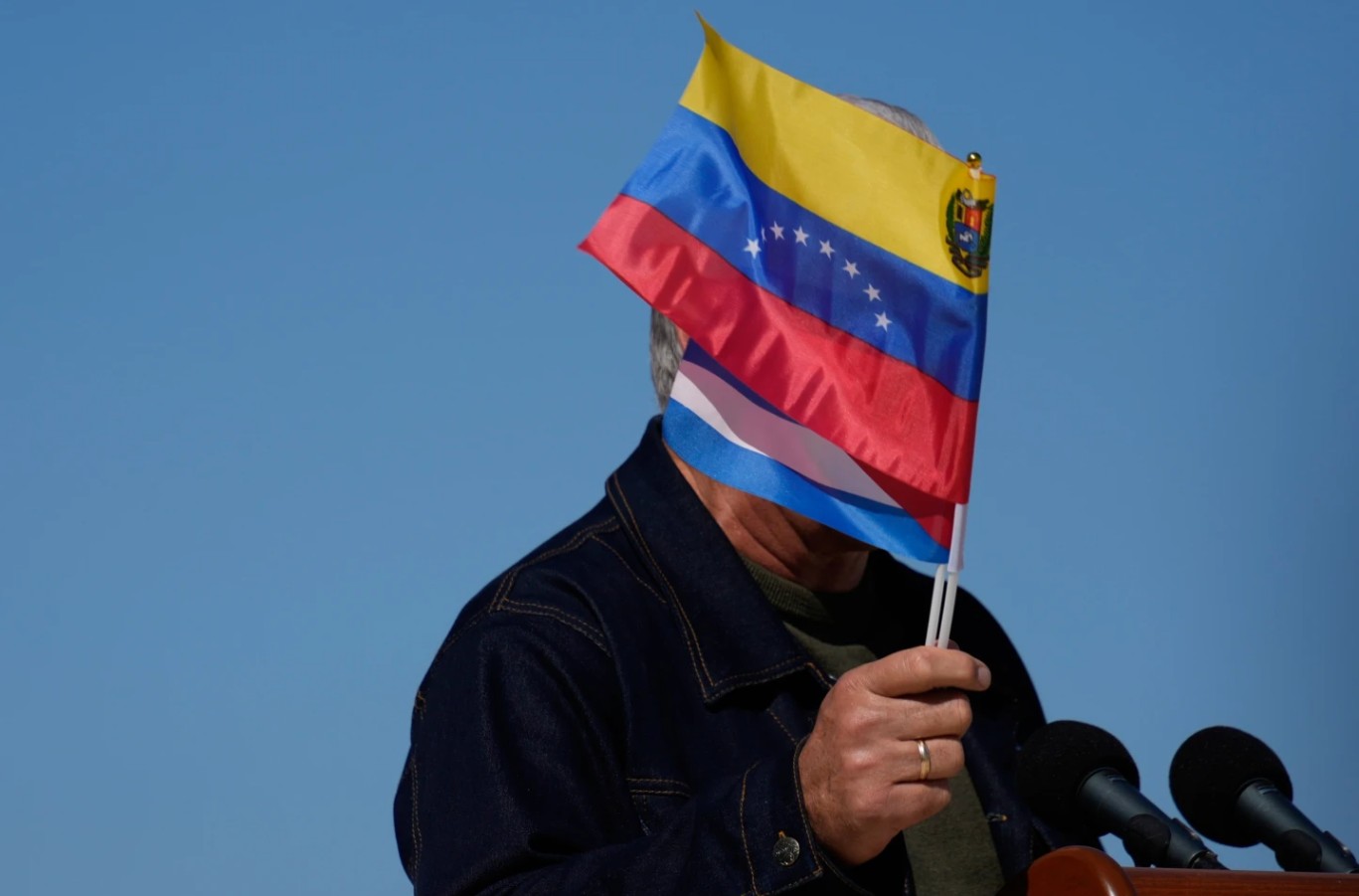 အမေရိကန်၏ ဗင်နီဇွဲလား တိုက်ခိုက်မှု ကျူးဘားအရာရှိ ၃၀ ကျော်သေဆုံး