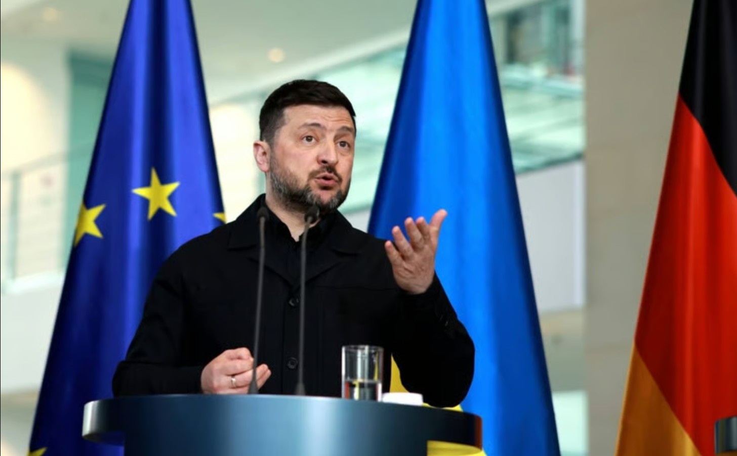 ရုရှားသည် နျူကလီးယား အကြမ်းဖက်မှု ကျူးလွန်နေဟု ဇာလန်းစကီး စွပ်စွဲ