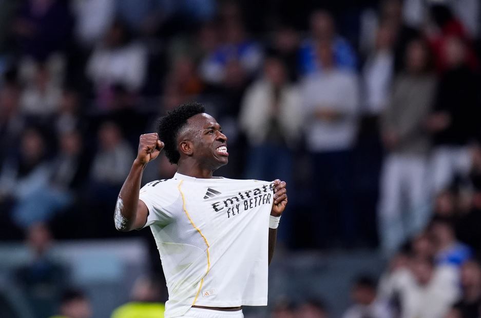 ဗီနီစီးယက်စ်ရဲ့ စွမ်းဆောင်ရည်ကို အာဘီလိုအာ ချီးကျူး