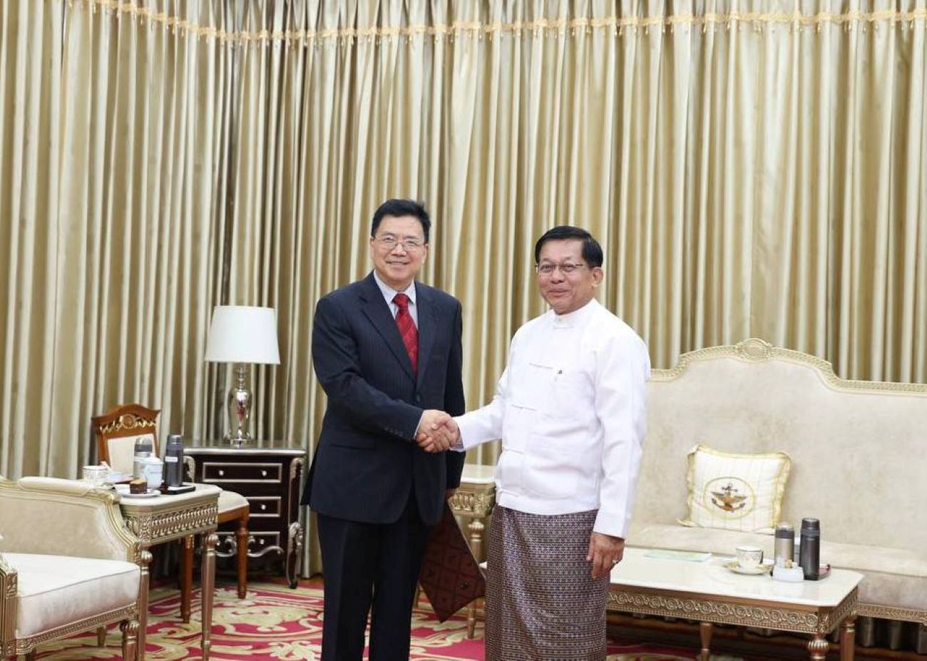 Deng Xijun and Commission Chairman Discuss Myanmar Affairs