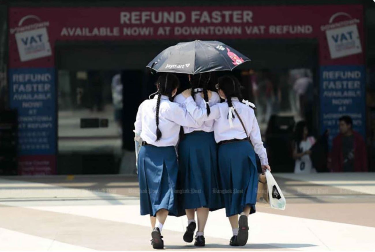 ထိုင်းတွင် အပူချိန်မြင့်တက်၍ စာသင်ကျောင်းများ ပိတ်ပင်ရန် အဆိုပြု