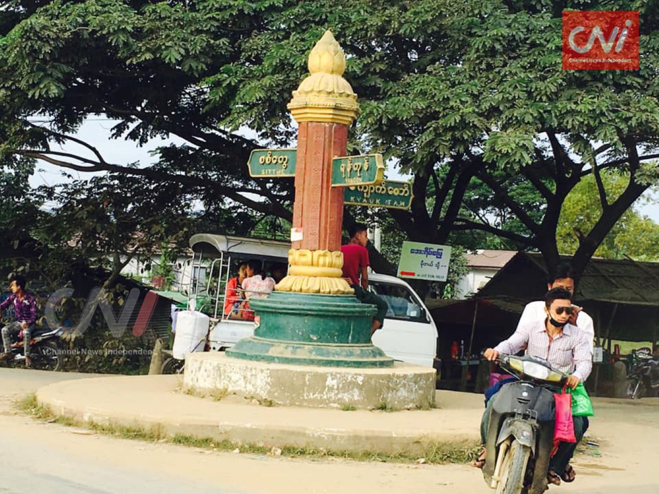 How should the rehabilitation of Rakhine be conducted?