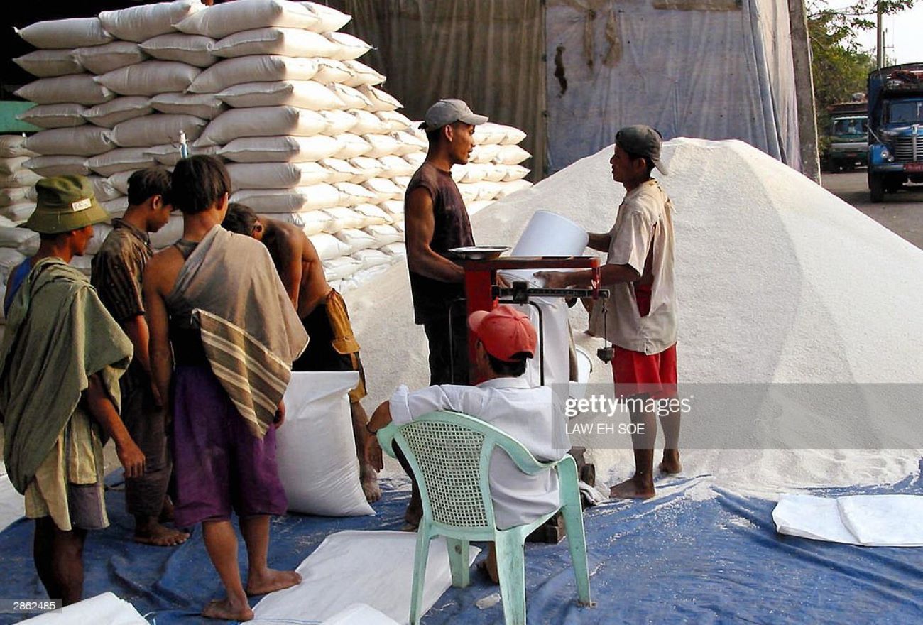 Due to global price of rice falling, local price of rice could fall