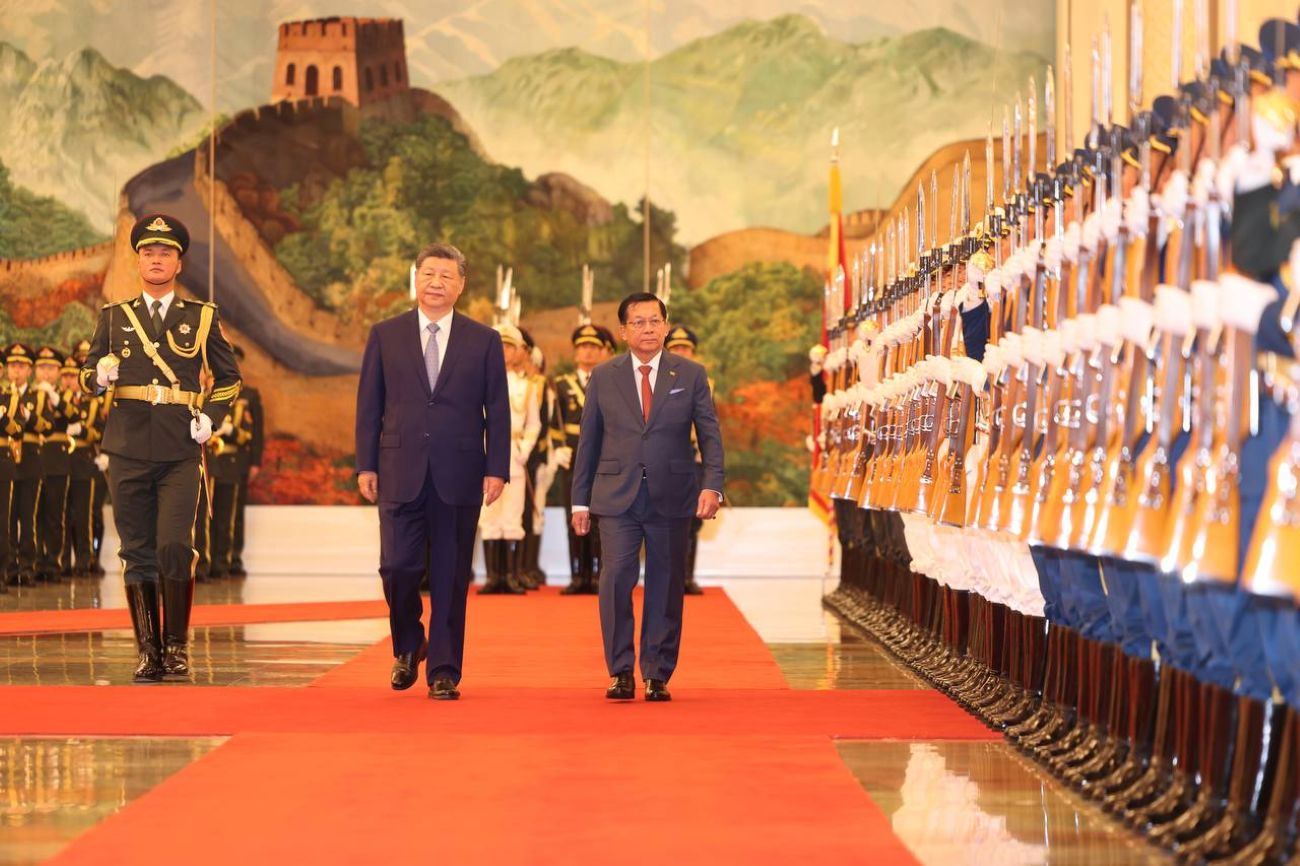 မြန်မာသမ္မတ ဦးမင်းအောင်လှိုင်နှင့် တရုတ်သမ္မတ ရှီ တွေ့ဆုံ 