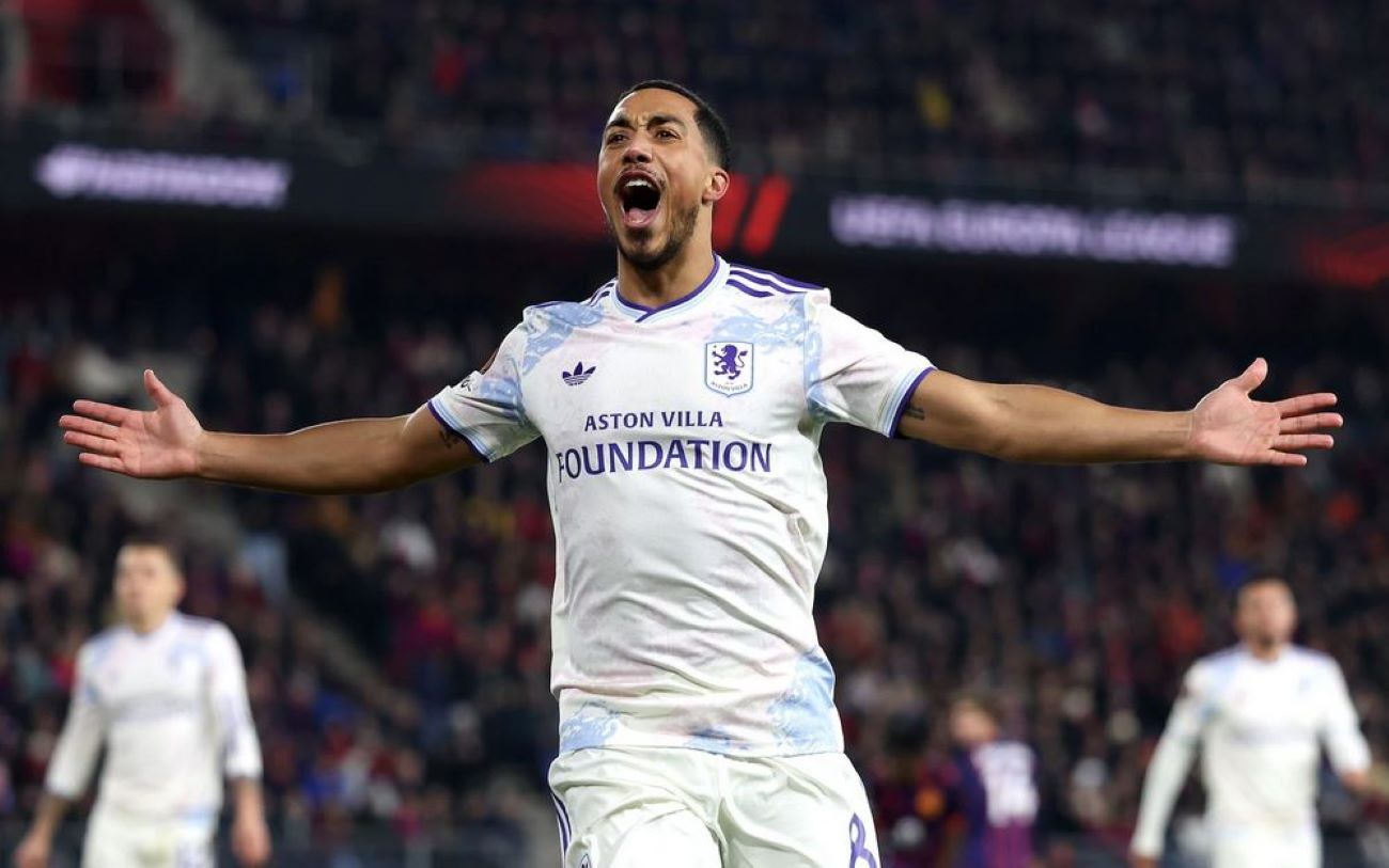 ပြိုင်ပွဲစုံ ၈ ပွဲဆက်တိုက် အက်စတွန်ဗီလာအသင်း နိုင်ပွဲရရှိ 