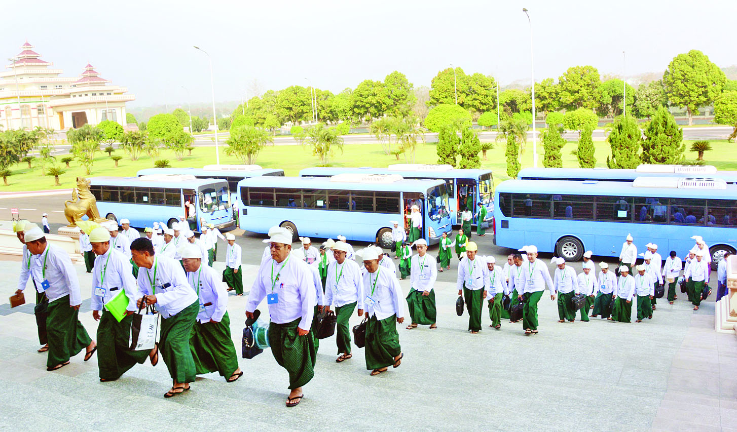 Politics is not about pleasing superiors, says analyst