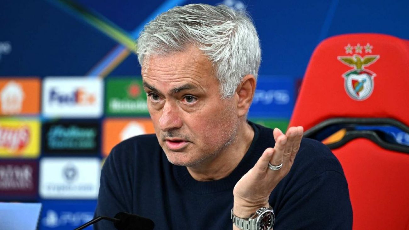 မော်ရင်ဟိုကို နည်းပြပြန်မခန့်အပ်ဖို့ ရီးရယ်လ်ကို ဂူတီသတိပေး 