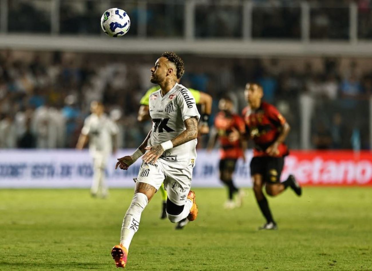 စာချုပ်သက်တမ်းတိုးဖို့ နေမာနဲ့ ဆန်းတို့စ်အသင်း နားလည်မှုရခဲ့