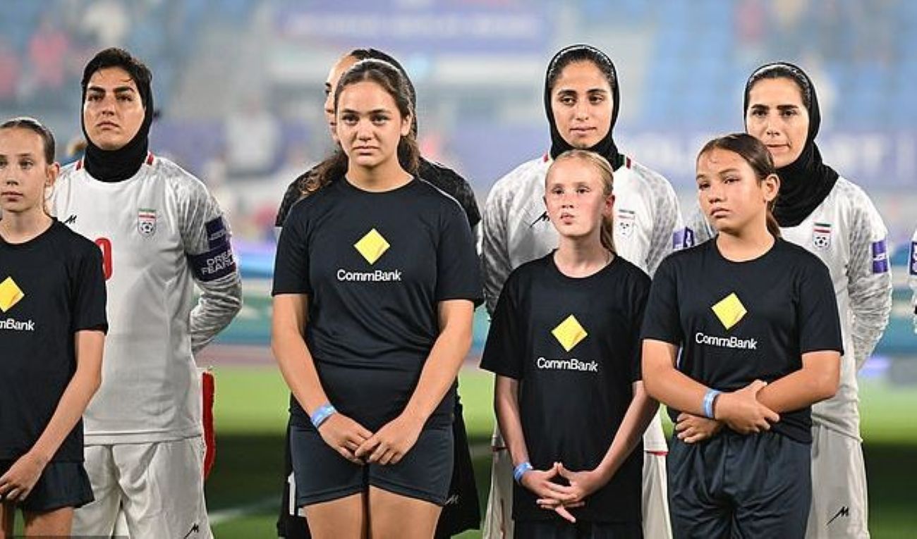 နိုင်ငံတော်သီချင်းသီဆိုဖို့ အီရန်အမျိုးသမီးအသင်း ငြင်းဆန်ခဲ့ 