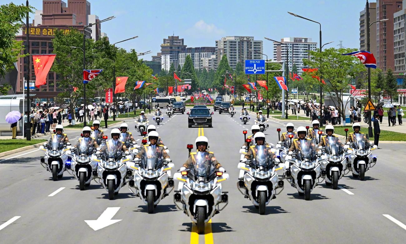 တရုတ်သမ္မတ ရှီကျင့်ဖျင် မြောက်ကိုရီးယားသို့ ရောက်ရှိလာ