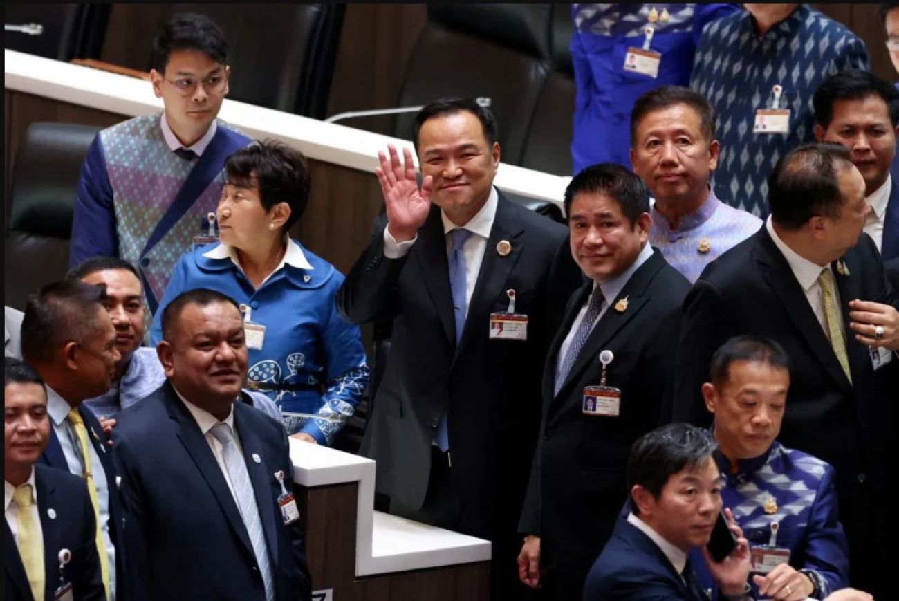 အနူတင်ကို ထိုင်းဝန်ကြီးချုပ်အဖြစ် လွှတ်တော်ကခန့်အပ် 