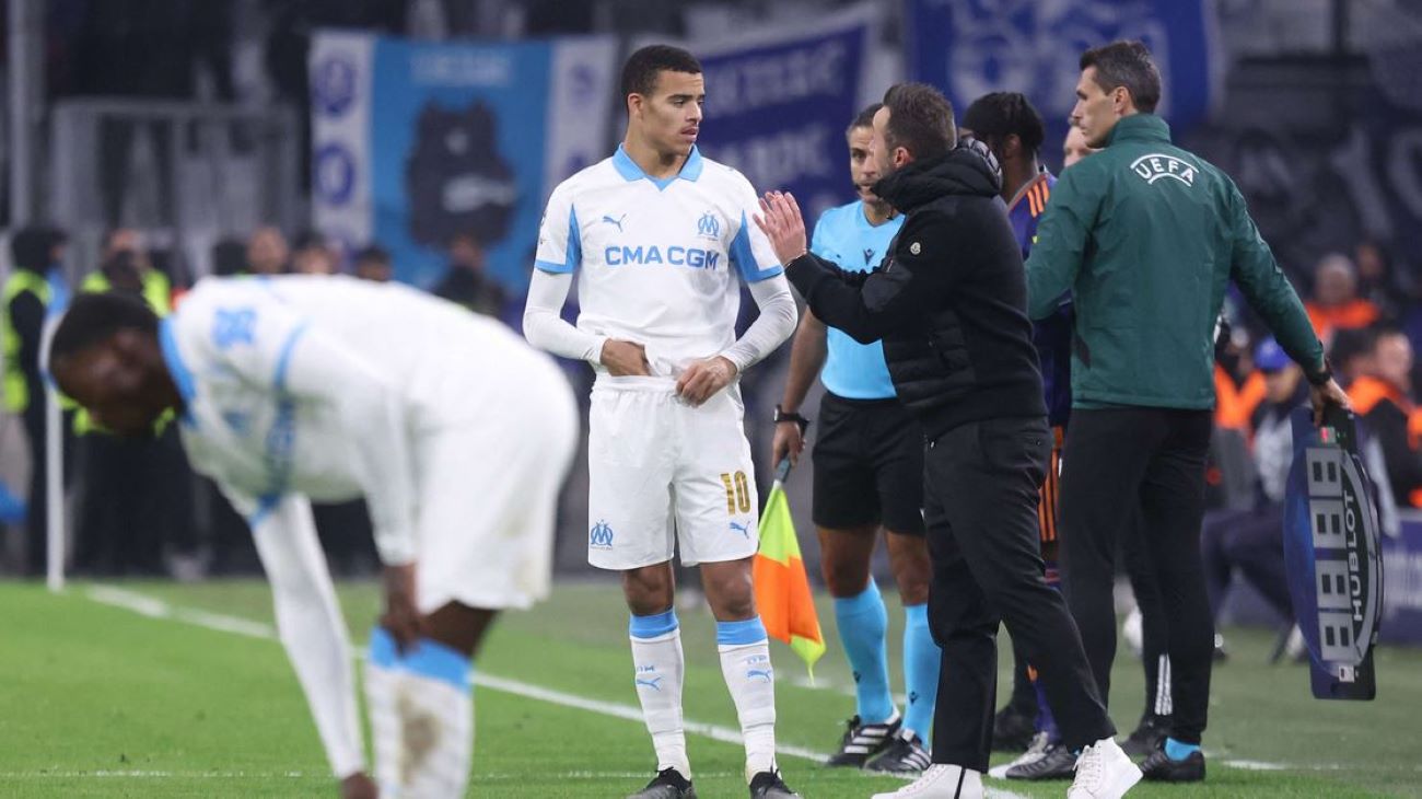 ရလဒ်ဆိုးတွေကြောင့် မာဆေးလ်ကနေ ဒီဇာဘီ ထွက်ခွာ 