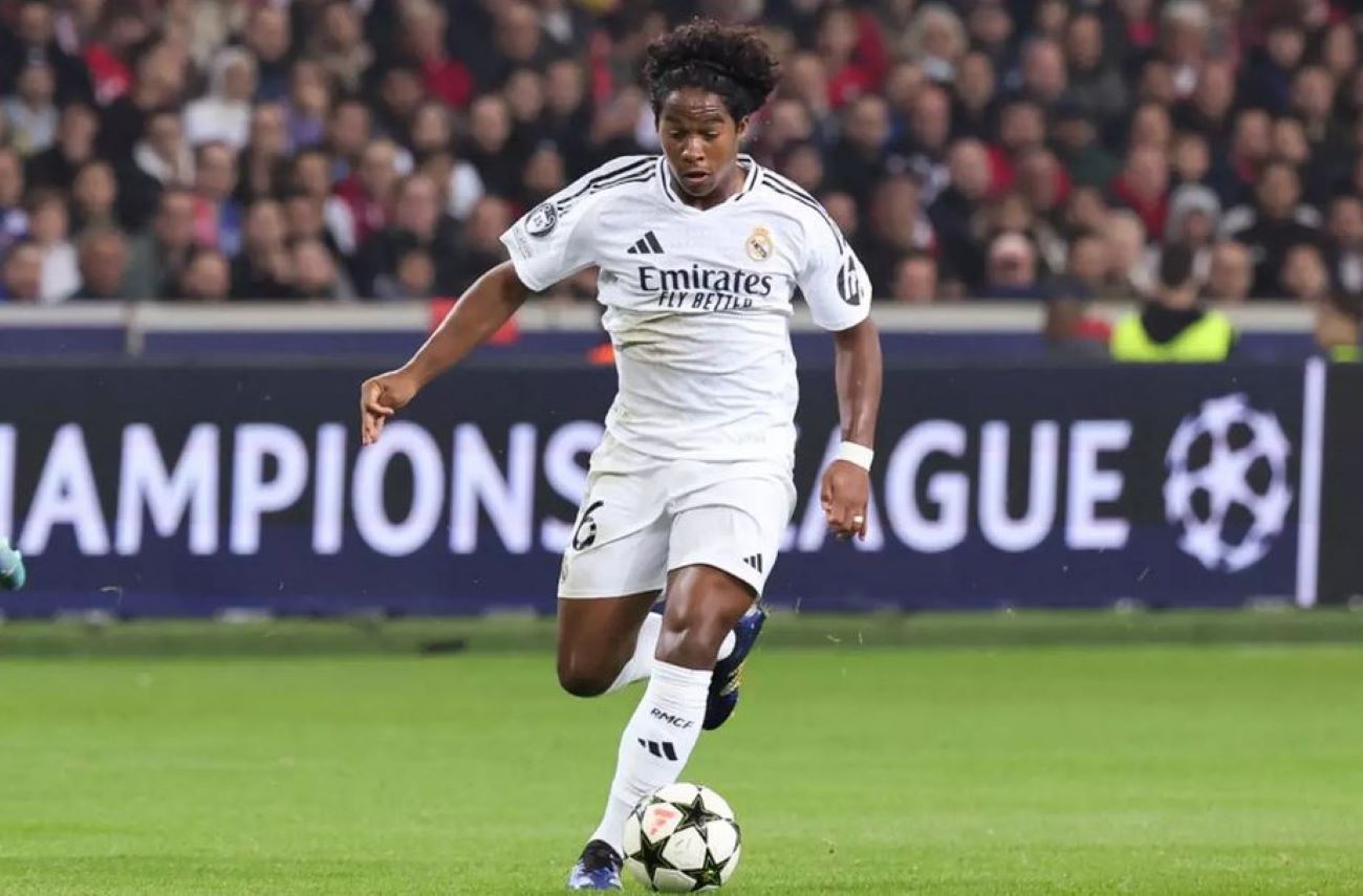 လိုင်ယွန်ထံ အငှားစာချုပ်နဲ့ အန်းဒရစ် ပြောင်းရွှေ့