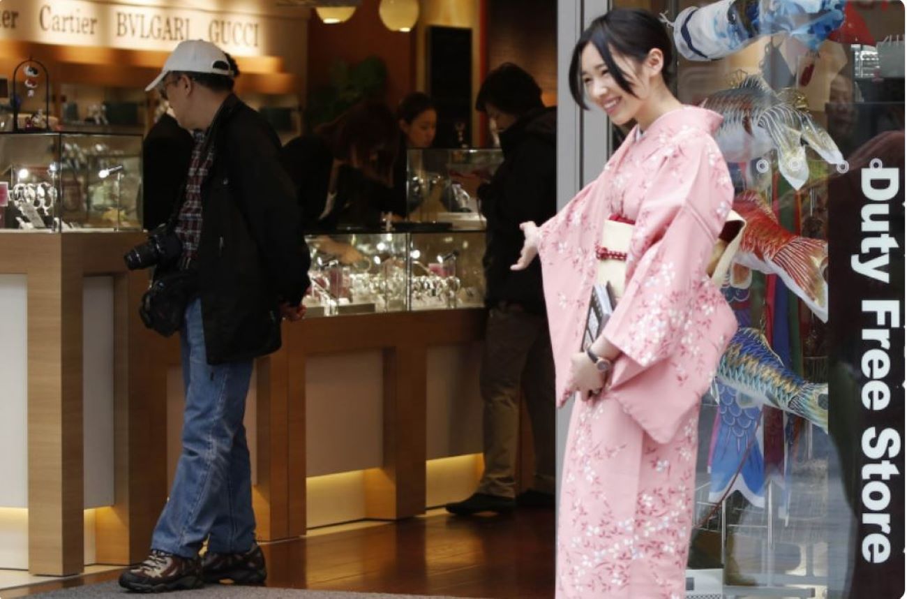 ဂျပန်က ခရီးသွားများကို ငွေသားမဟုတ်သော အခွန်ပြန်အမ်းငွေပေးဖို့ စဉ်းစားနေ