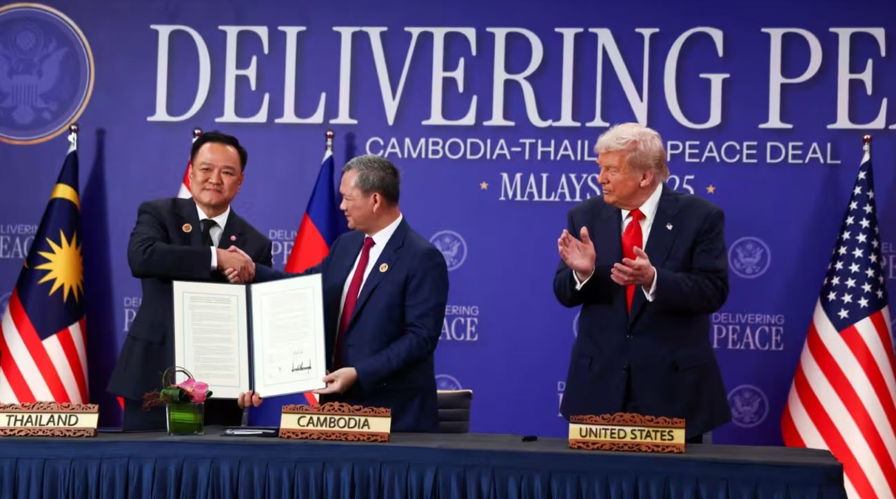 ထရမ့်၏ စေ့စပ်မှုဖြင့် ထိုင်းနှင့်ကမ္ဘောဒီးယား ငြိမ်းချမ်းရေးယူ