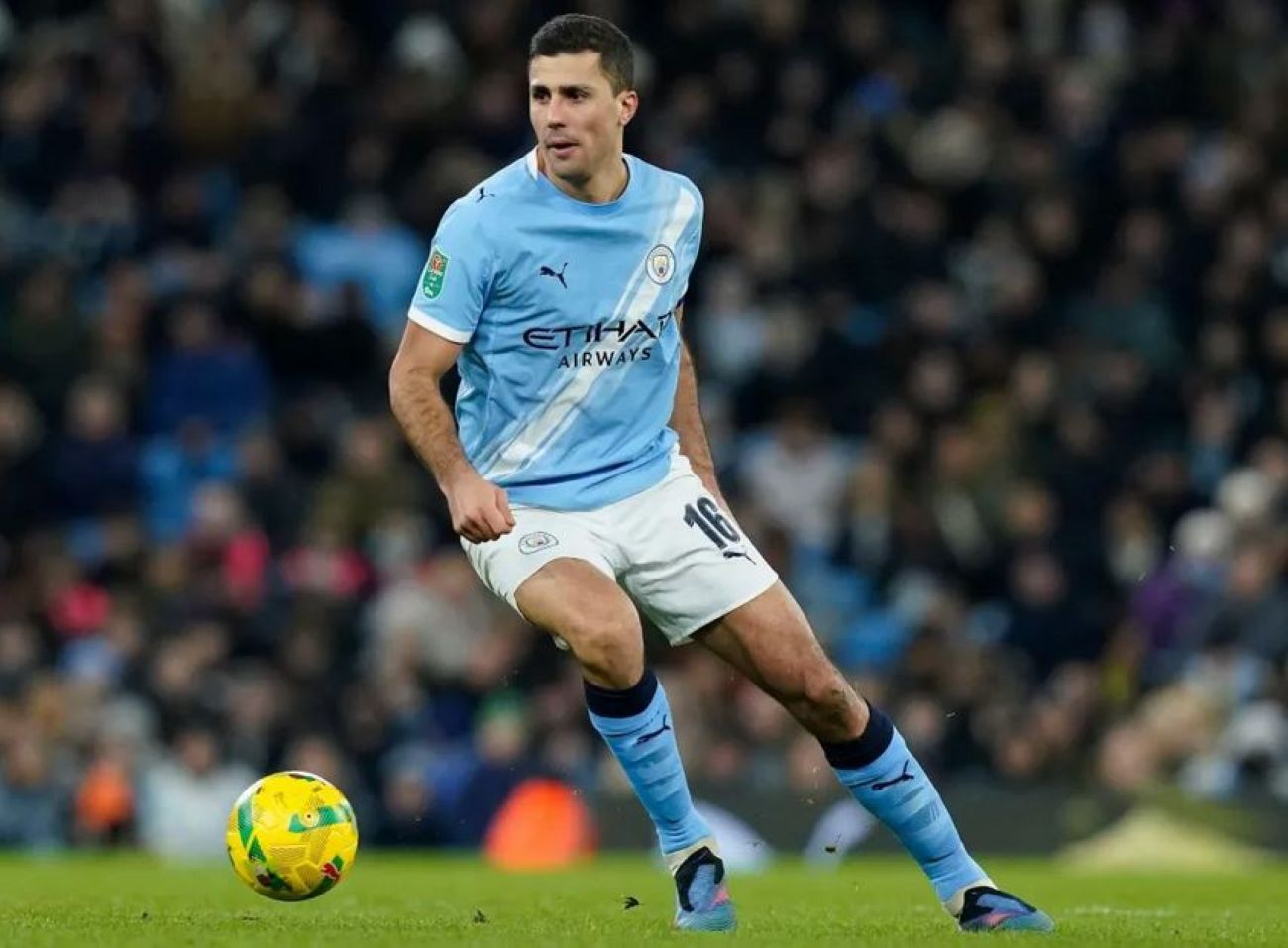 ဒိုင်လူကြီးအပေါ် မှတ်ချက်အတွက် ရိုဒရီ ပေါင် ၈ သောင်း ဒဏ်ရိုက်ခံရ 