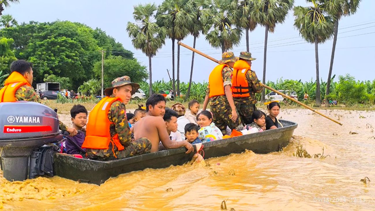 မုန်တိုင်းကြောင့် မြန်မာရေကြီးမှု ရင်ဆိုင်နေရ၊ ဗီယက်နမ်ကတော့ ရှင်းလင်းရေးလုပ်နေ