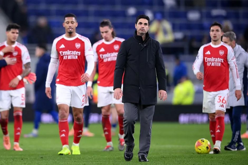 ခရစ္စမတ်ကျိန်စာကို အာဆင်နယ် ကျော်ဖြတ်နိုင်မလား 