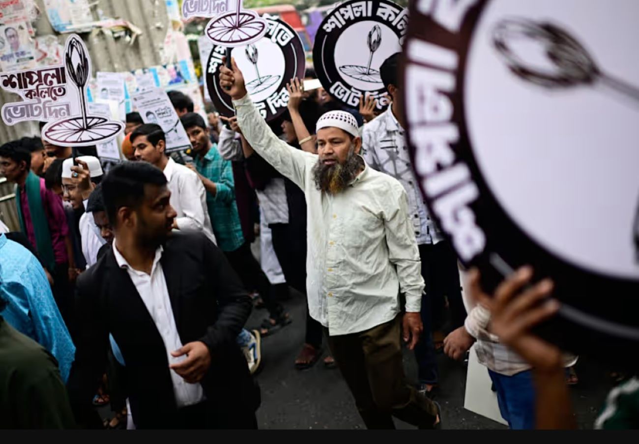 ဘင်္ဂလားဒေ့ရှ်တွင် မဲဆွယ်စည်းရုံးမှုများ စတင်