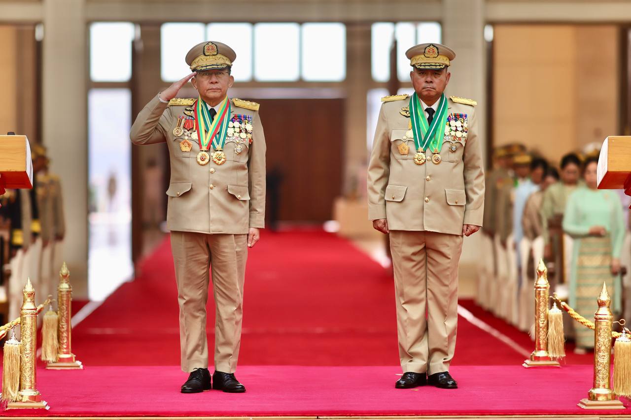 သမ္မတနှင့်တပ်ချုပ်သစ်ကို SNA ဂုဏ်ပြု သဝဏ်လွှာပေးပို့