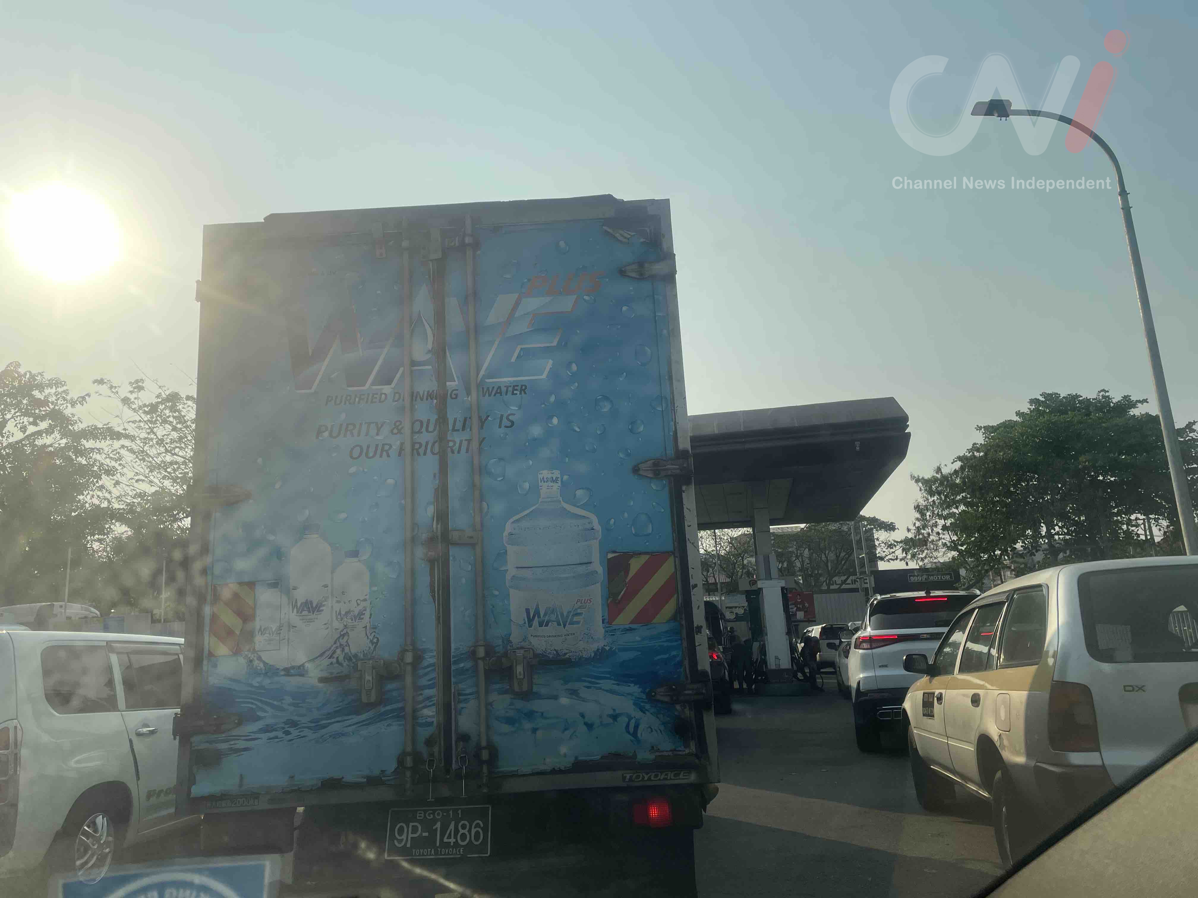 Odd/Even License Plate Restrictions Favor the Privileged