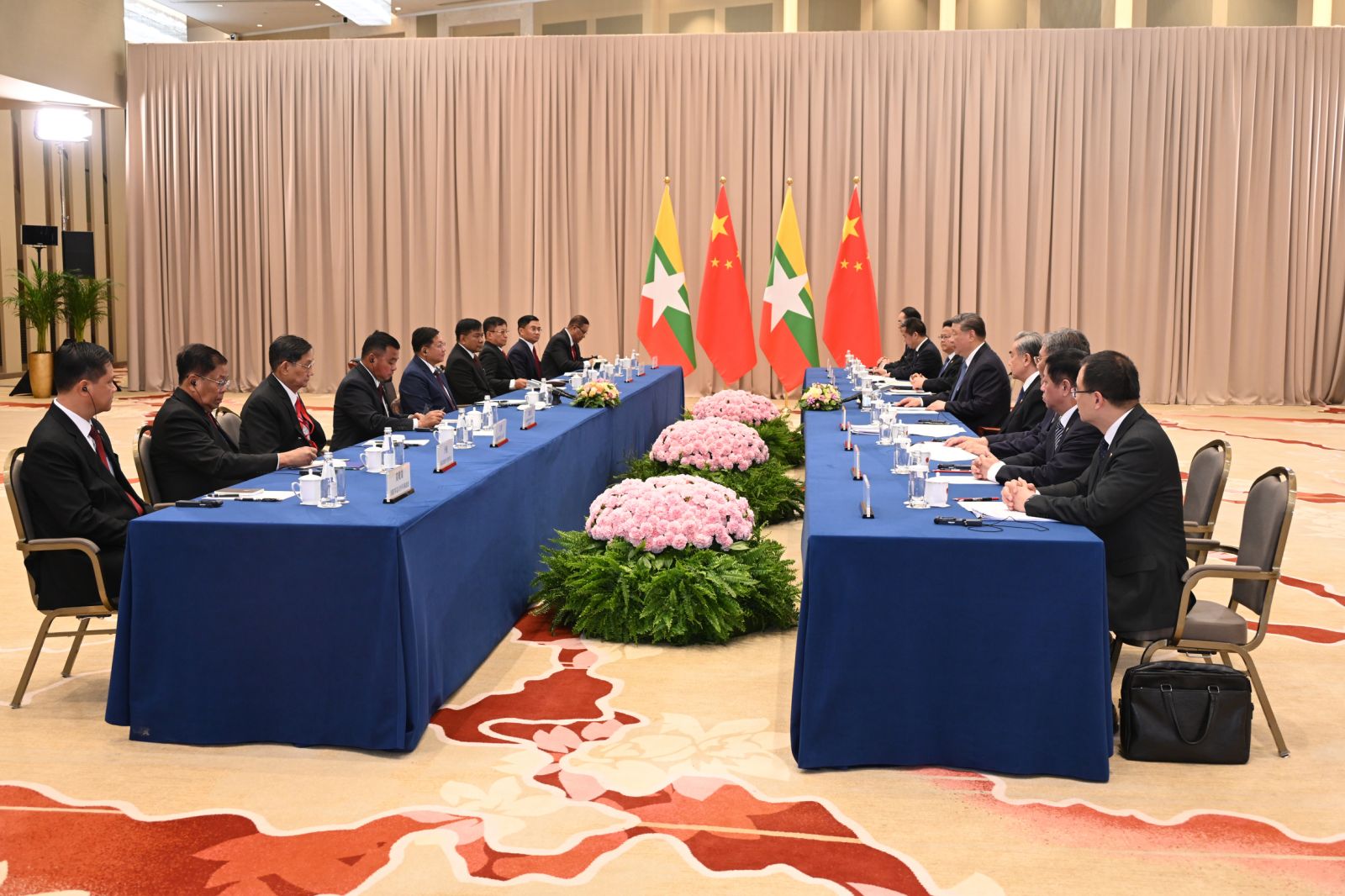 မြန်မာရှိ တရုတ်၏ဆက်စပ်မှု လုံခြုံရေးအာမခံရန် ရှီကျင့်ဖျင် ပြော