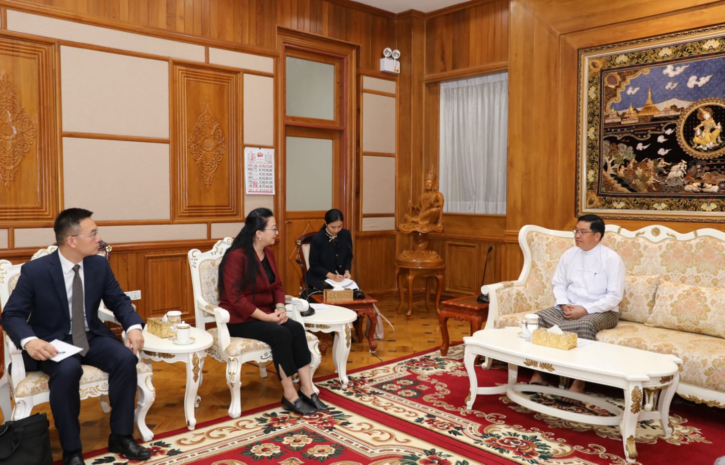 စီးပွားရေးစင်္ကြံဖော်ရေး တရုတ်သံအမတ်နှင့် ဒုသမ္မတ ဆွေးနွေး