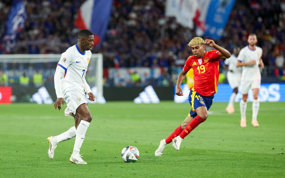 FIFA Best Awards အတွက် ဒမ်ဘီလီနဲ့ ယာမဲလ် ယှဉ်ပြိုင်ရဖွယ်ရှိ 